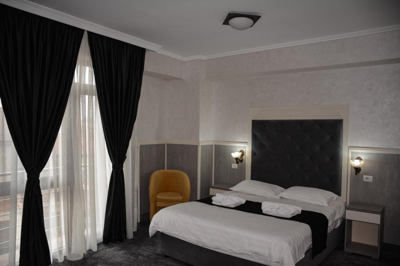 Hotel Golden Rose Constanţa Exterior foto