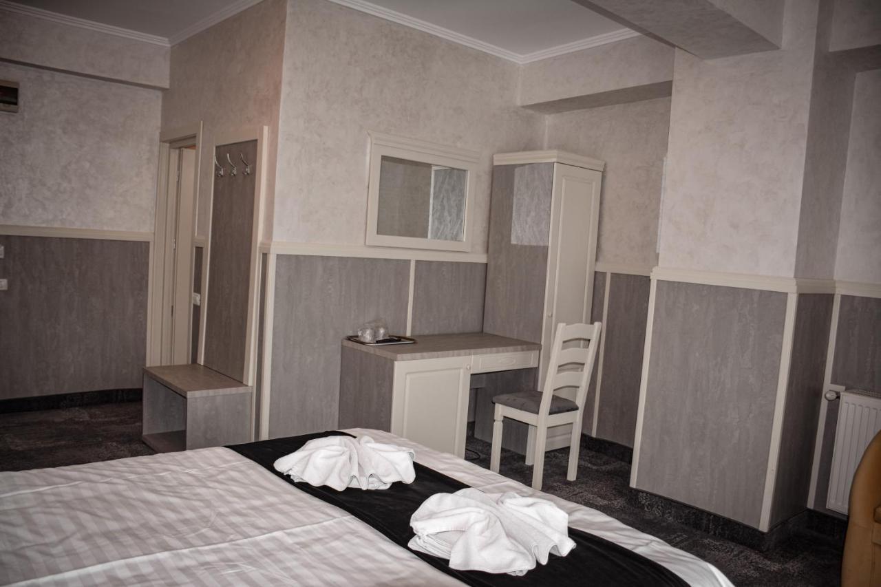 Hotel Golden Rose Constanţa Exterior foto